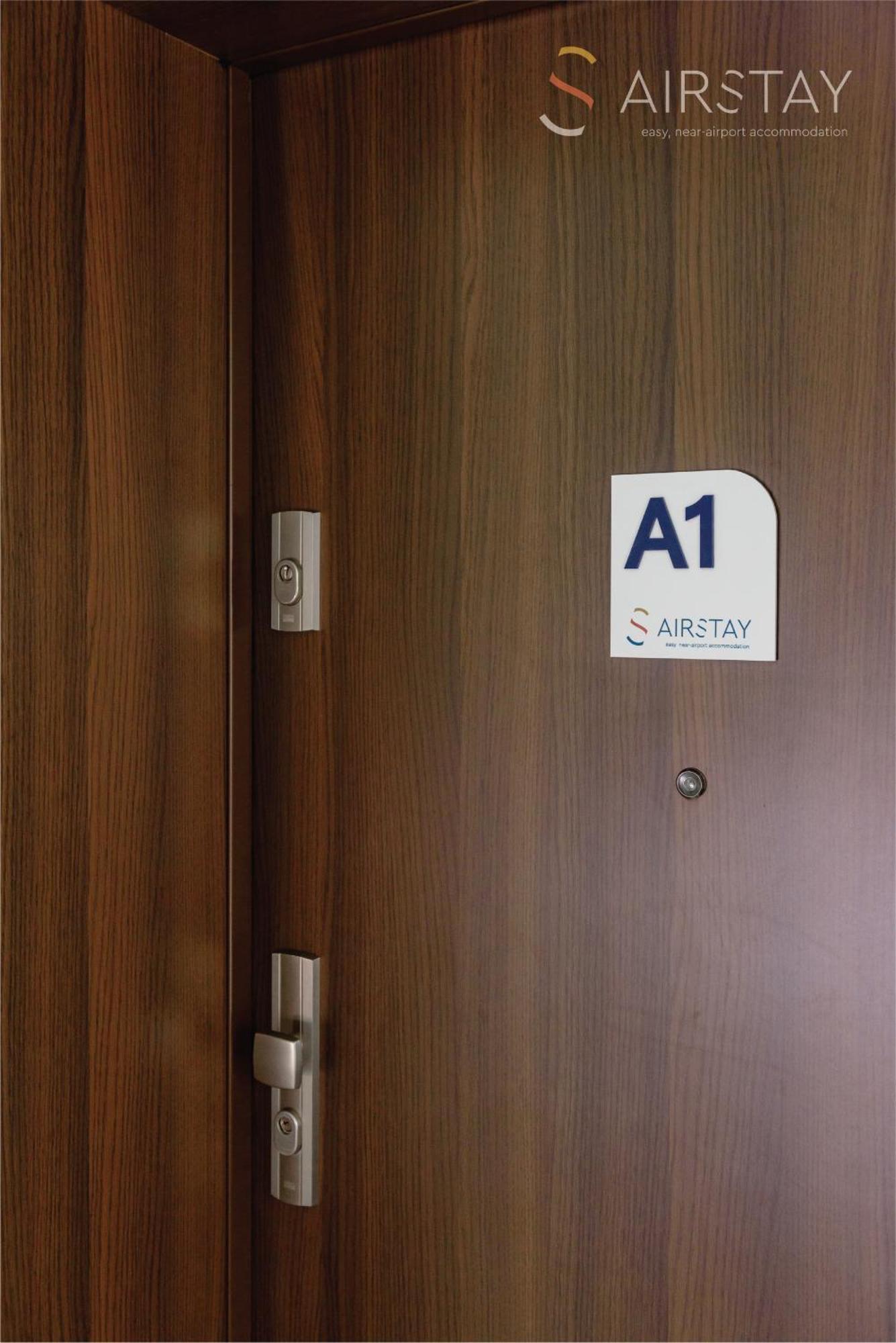 Akali Apartment Airport By Airstay Spáta Esterno foto